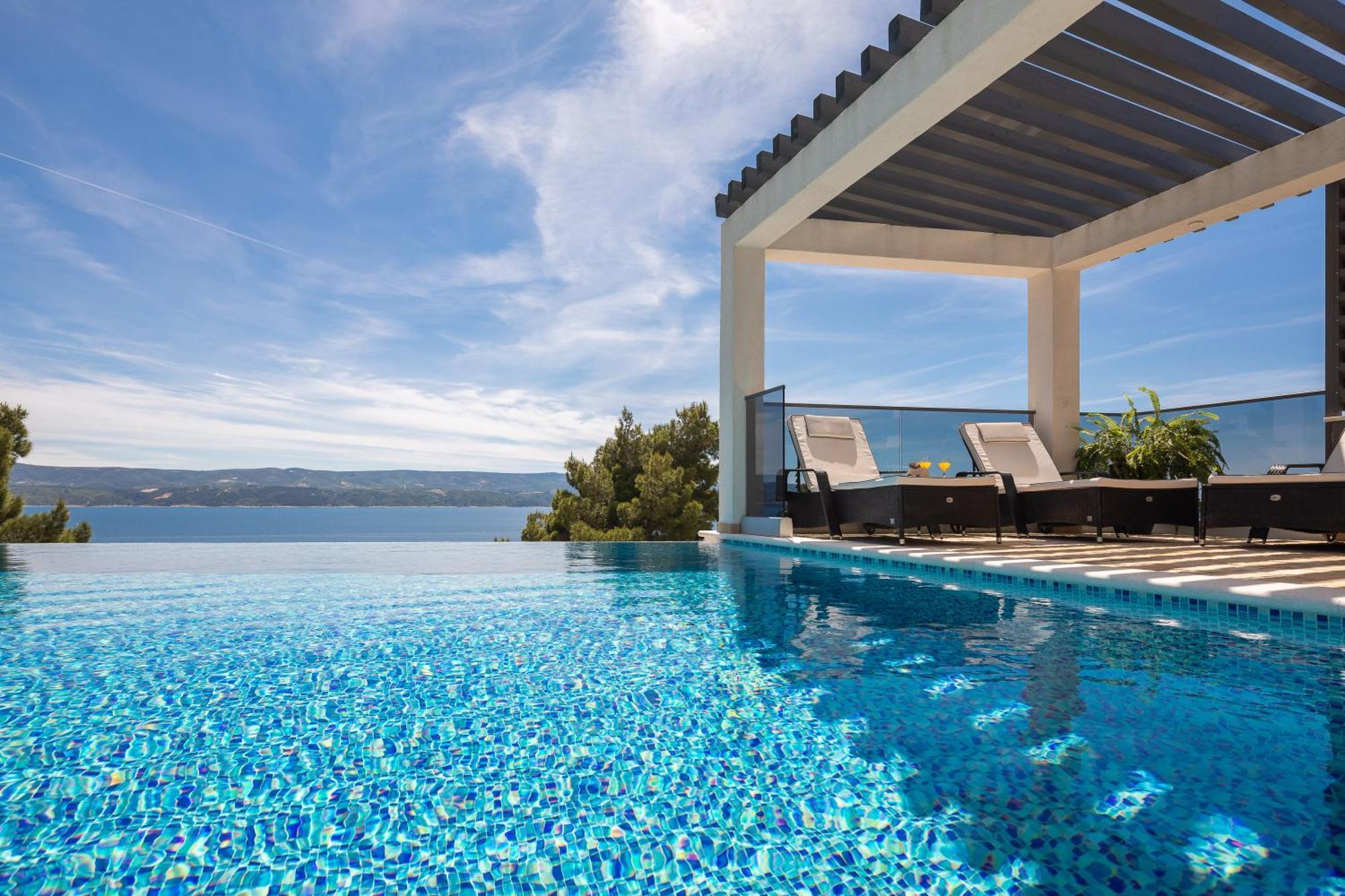 Luxury Seafront Villa With Heated Pool, Jacuzzi, Sea View, 150 M From Beach Stanici Экстерьер фото