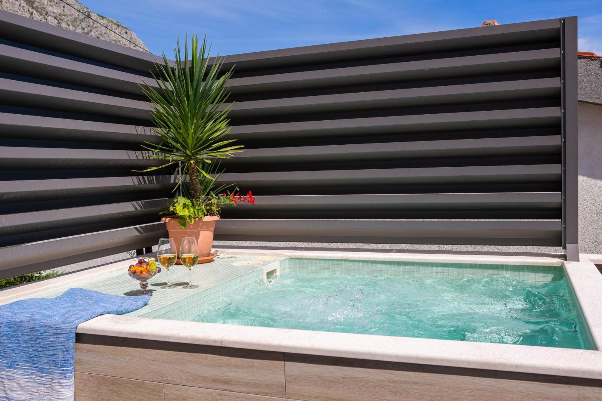 Luxury Seafront Villa With Heated Pool, Jacuzzi, Sea View, 150 M From Beach Stanici Экстерьер фото