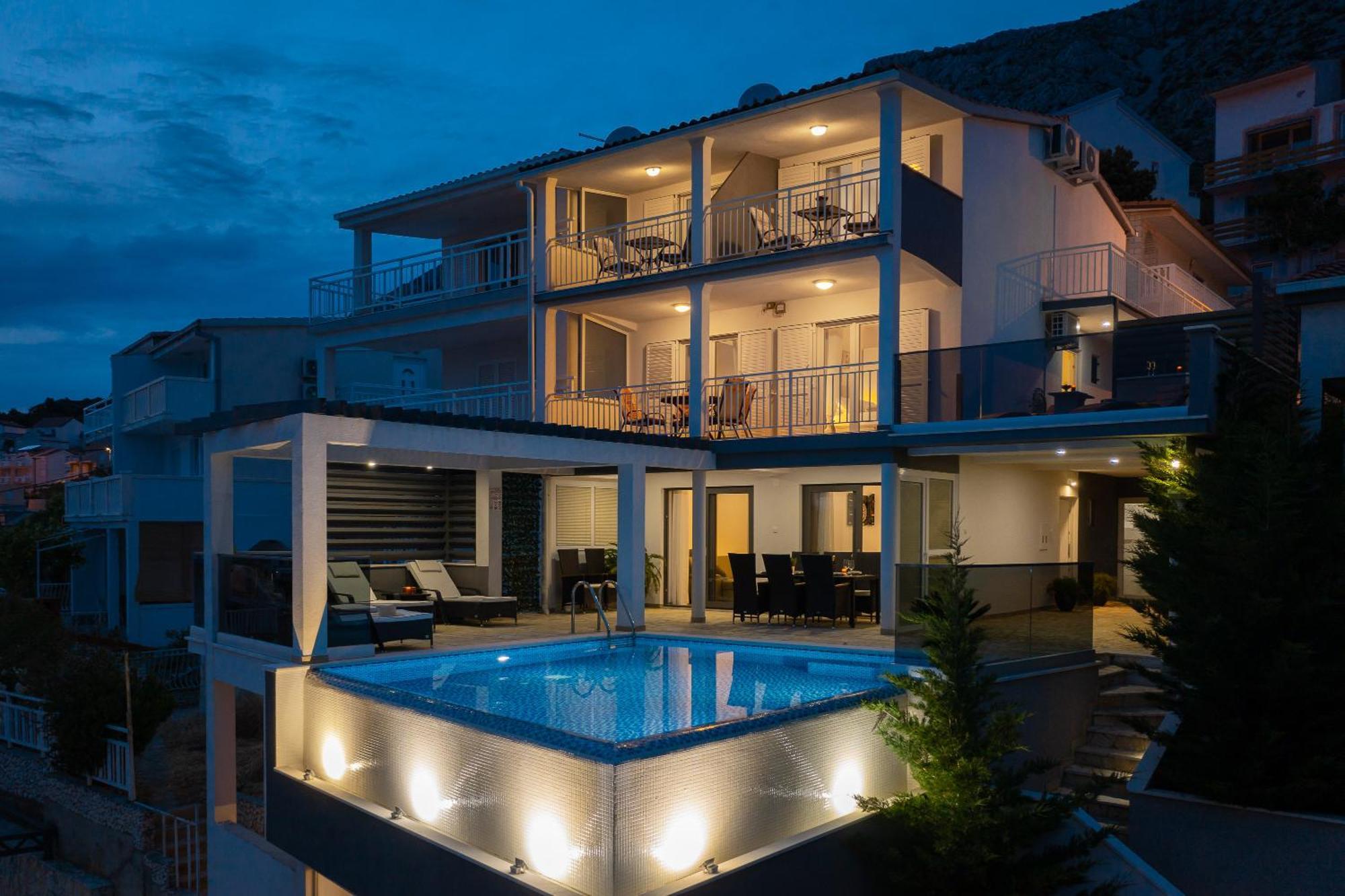 Luxury Seafront Villa With Heated Pool, Jacuzzi, Sea View, 150 M From Beach Stanici Экстерьер фото