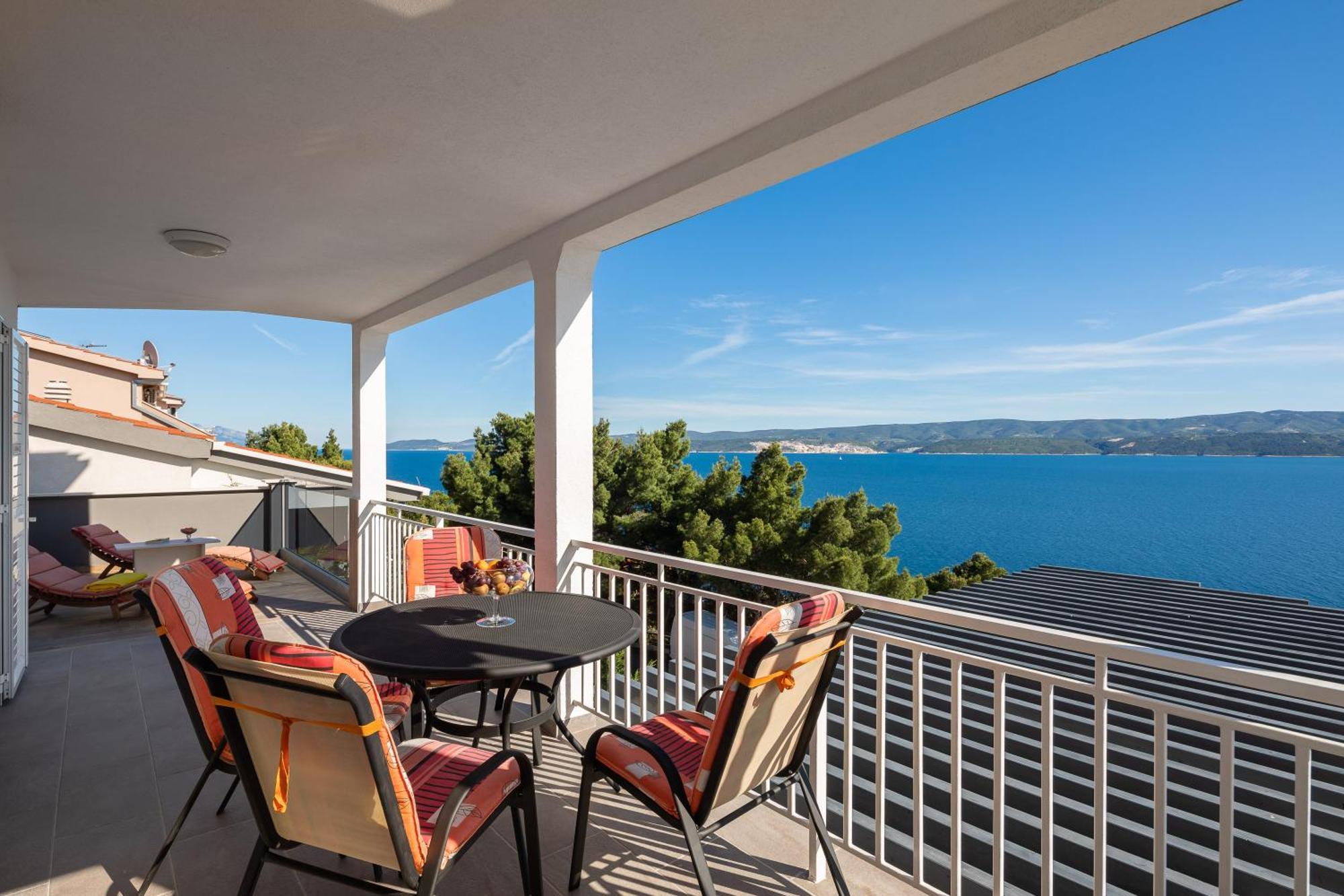Luxury Seafront Villa With Heated Pool, Jacuzzi, Sea View, 150 M From Beach Stanici Экстерьер фото